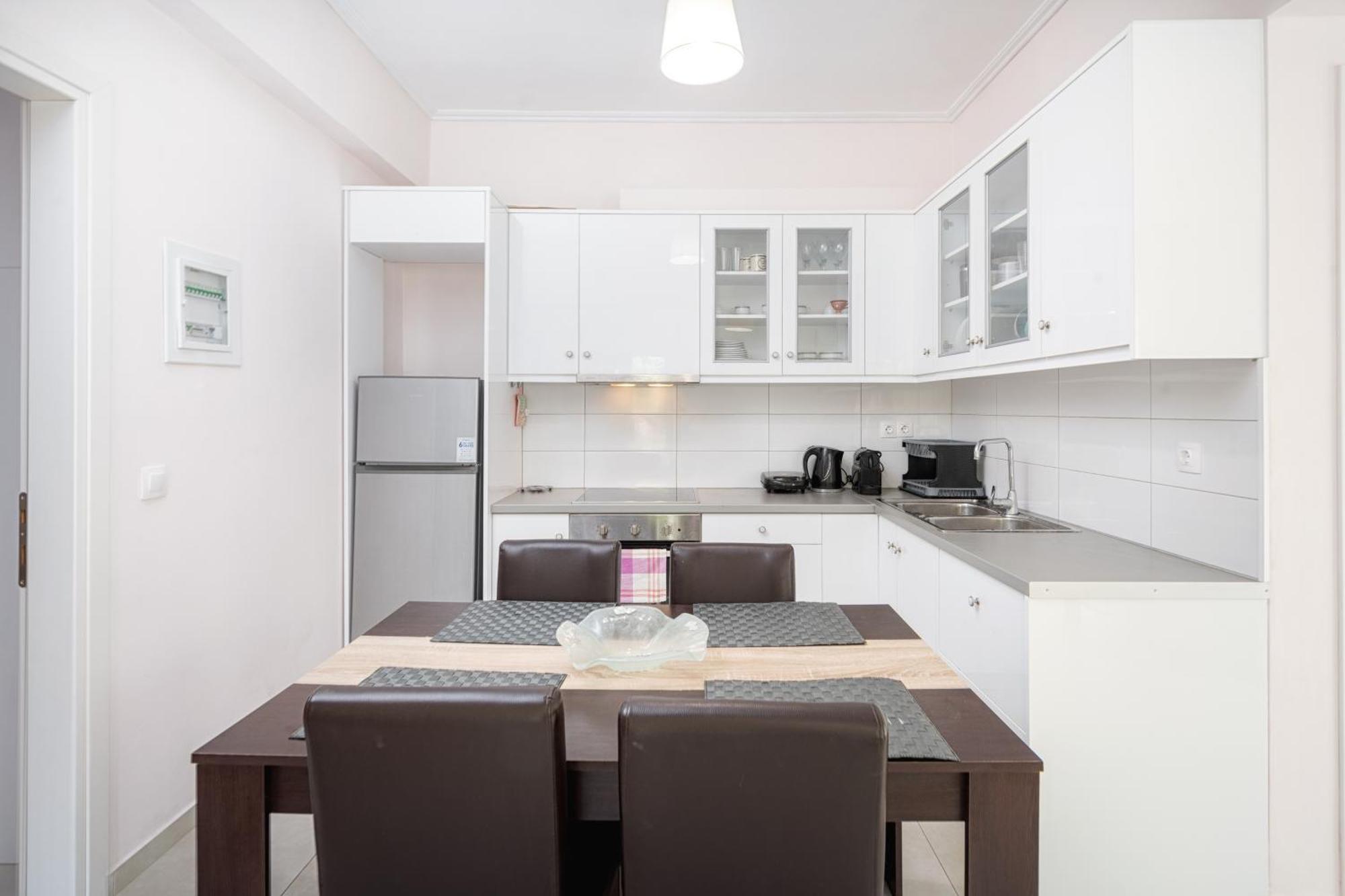 Lazaros Apartments Gouvia Ngoại thất bức ảnh