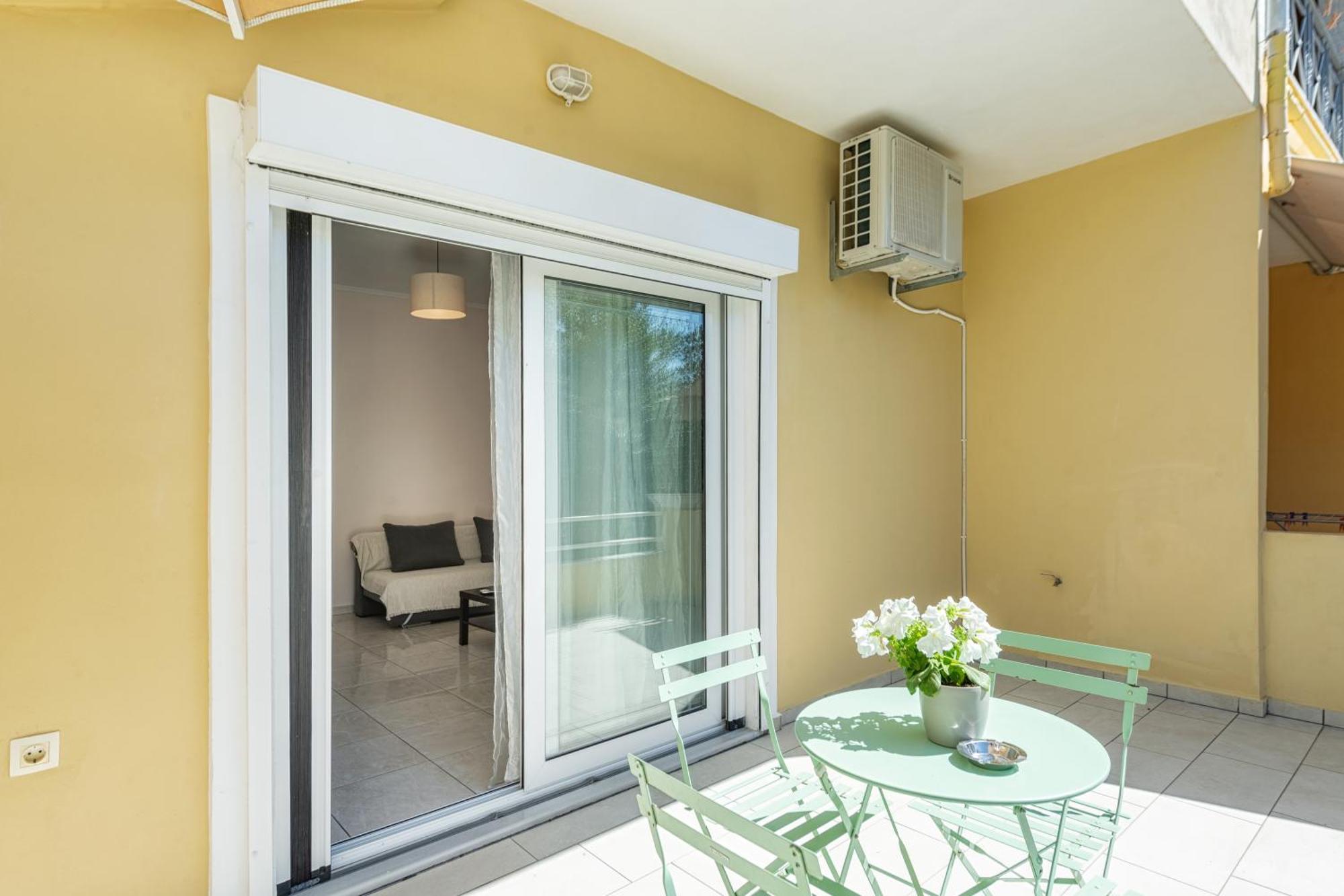 Lazaros Apartments Gouvia Ngoại thất bức ảnh